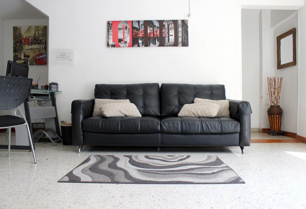 Pasadena Hostel กาลี ภายนอก รูปภาพ