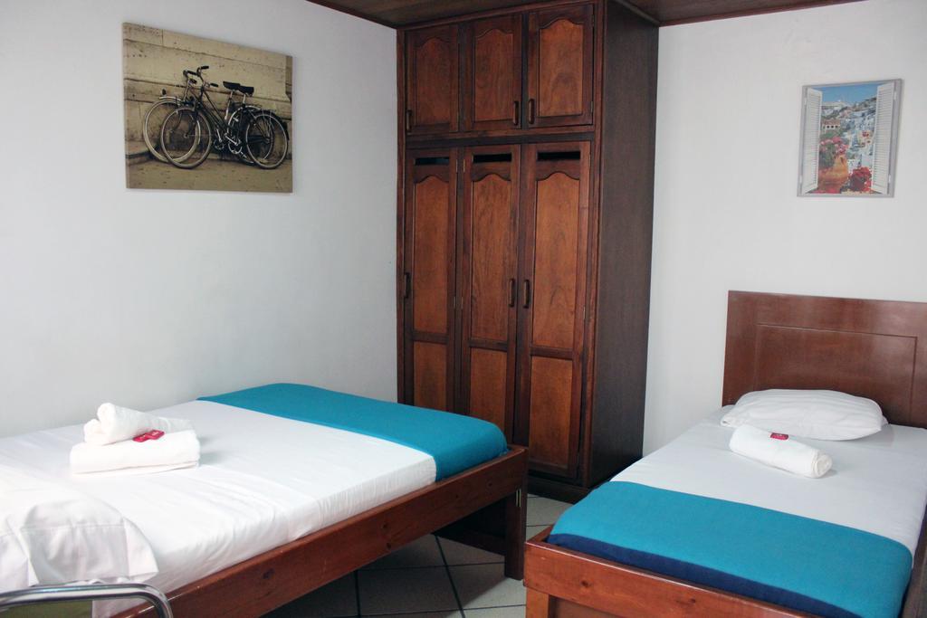 Pasadena Hostel กาลี ห้อง รูปภาพ